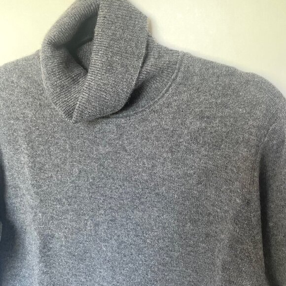 Equipment Delafine Cashmere Sweater Womens Gray Turtleneck Lightweight - Picture 5 of 10